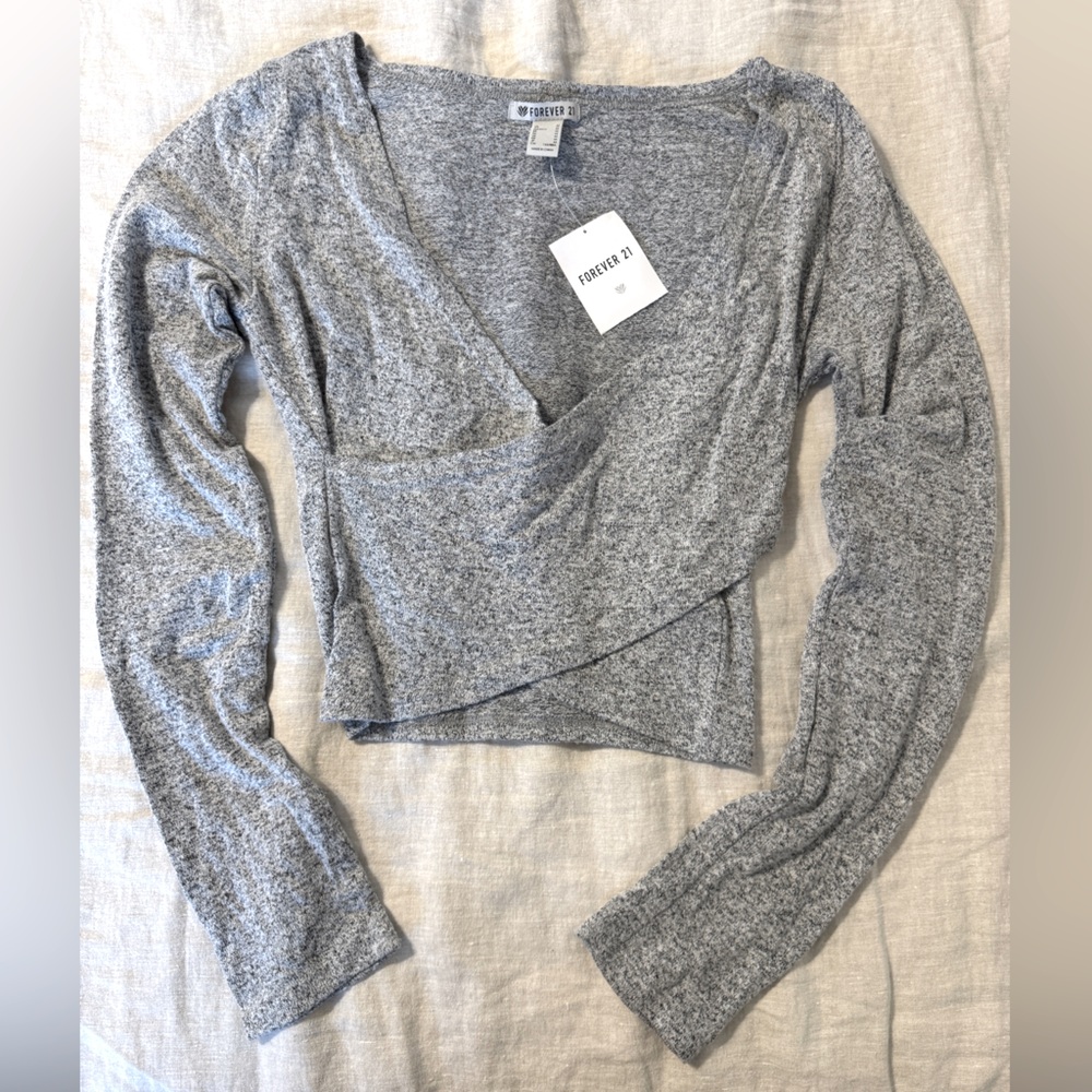 Cropped cross front top
